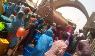 Rigima ta kaure tsakanin mata da mijin da ya nemi  ta yi masa sabon aure kafin ya sake ta