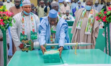 Rikicin APC a Kano: Ganduje da Barau sun bazama gidan Garo domin hana shi ficewa daga APC