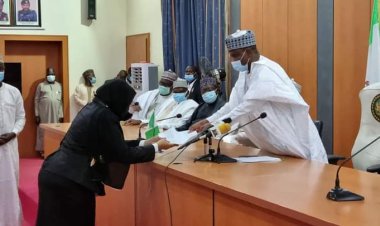 Tambuwal Ya Rantsar Da Manyan Alkalan Babbar Kotu 5 Da Khadi 2 A Sakkwato