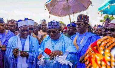 Sanata Lawan Babban Jigo ne Wajen Ganin Nijeriya Ta Ci Gaba Da Wanzuwa Ƙasa Ɗaya---Gwamnan Yobe