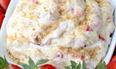How To Make No Bake Strawberry Shortcake Dip