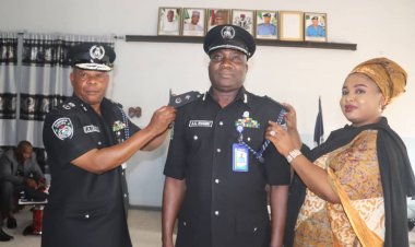 NIGER POLICE COMMAND DECORATES SIX SENIOR OFFICERS 