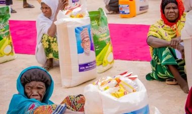 Gov. Buni launch distribution of 50,000 bags of food items in Yobe