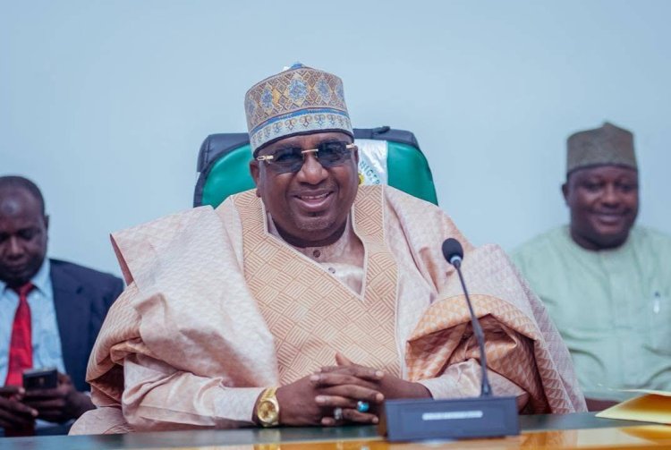 Gwamnan Kebbi ya sanyawa kasafin kudin shekarar 2026 hannu 