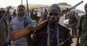 Matasa ɗauke da makamai sun farma matafiya kai tsaye suka kashe mutum 20 a Jos