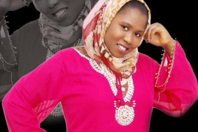 Rashin Hadin kai ne matsalar Mawakan Hausa—–Mawakiya Murja Baba