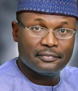 2023: Kungiya Ta Bukaci Jami’an Tsaro Su Kama Shugaban INEC Na Kasa Don Ya Yaudari ‘Yan Nijeriya