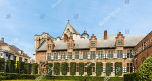 Financial Accounting Advisory Services (FAAS) Associate at Ernst & Young (EY) Earn up to $2,500/Month Written by