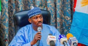 ‘Yan Bindiga Sun Kashe Basarake a Sokoto, Mutanen Gari Sun Tsere daga Gidajensu