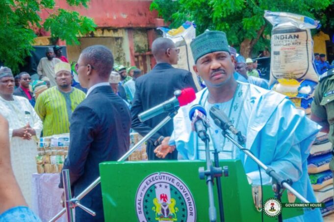 ‘Yan bindiga sun tarwatsa gari 17 a Kebbe, mutane na naman agajin gwamnatin Sokoto